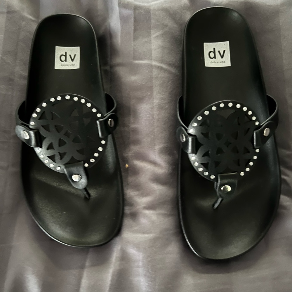 Dolce Vita Prisma black sandals NIB